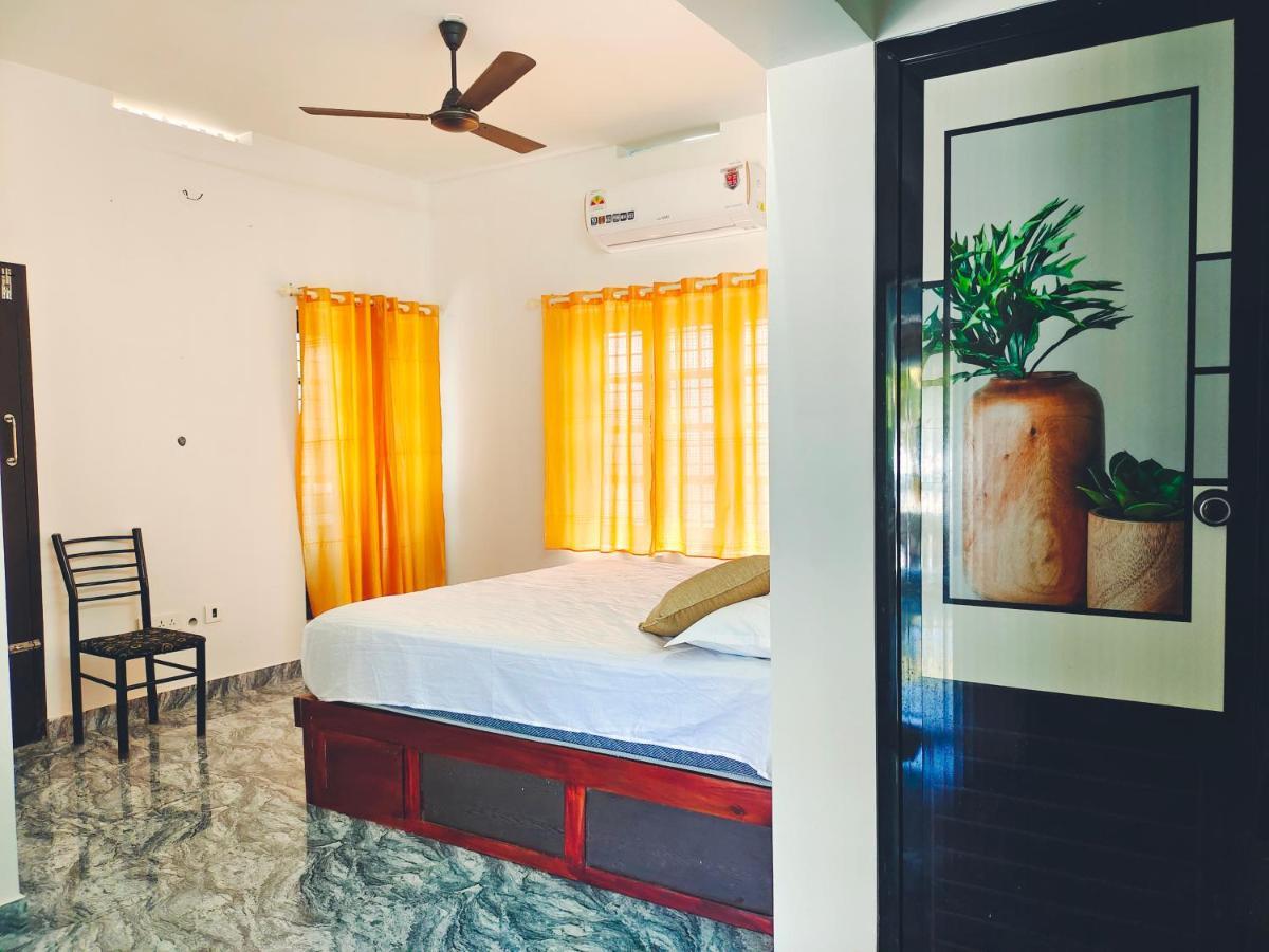 Malhar Marari Homestay Mararikulam Extérieur photo